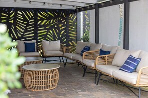 BBQ/picnic area - The Carmel Yamba (Yamba)