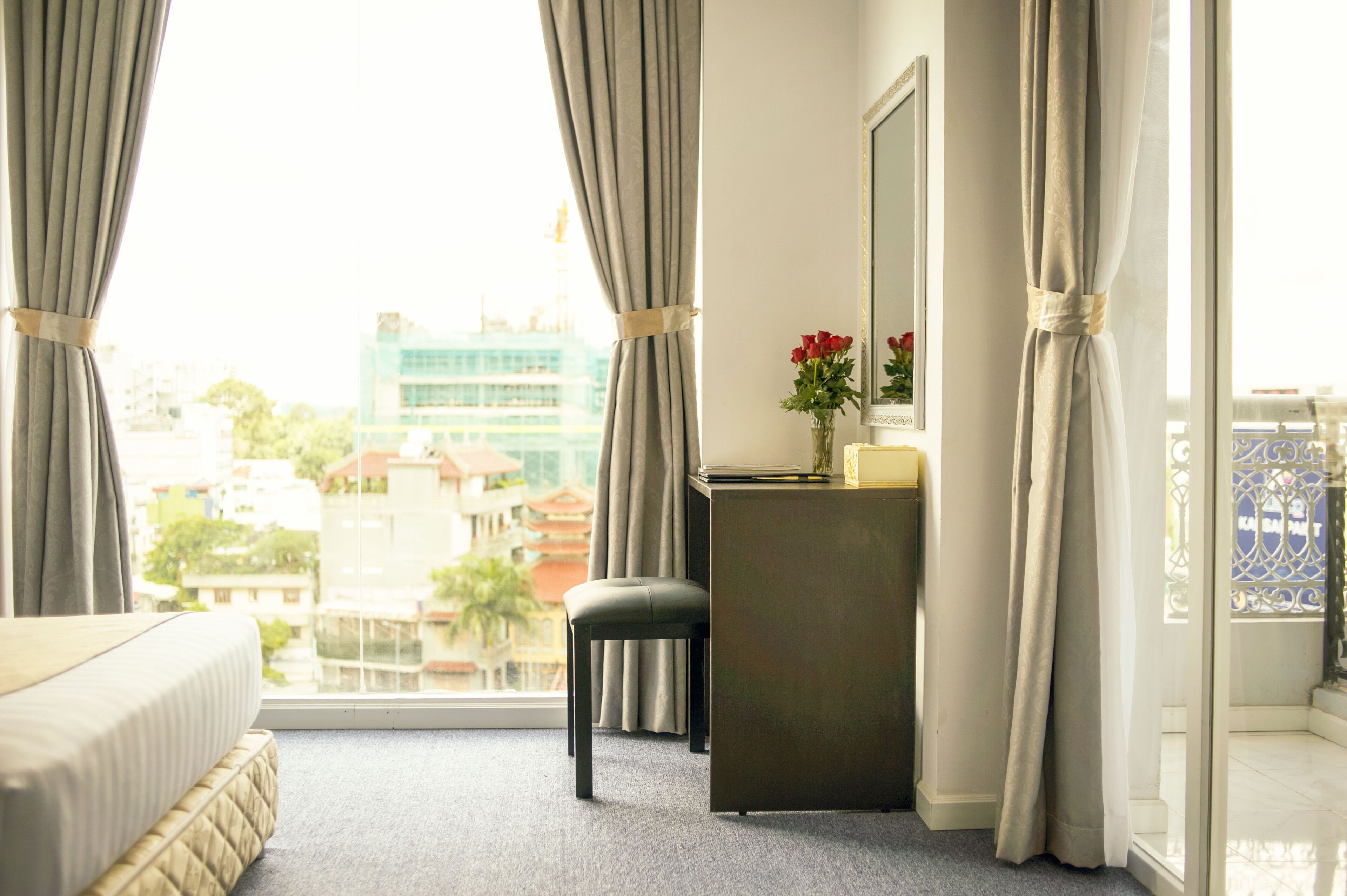 Photo - Golden Crown Hotel