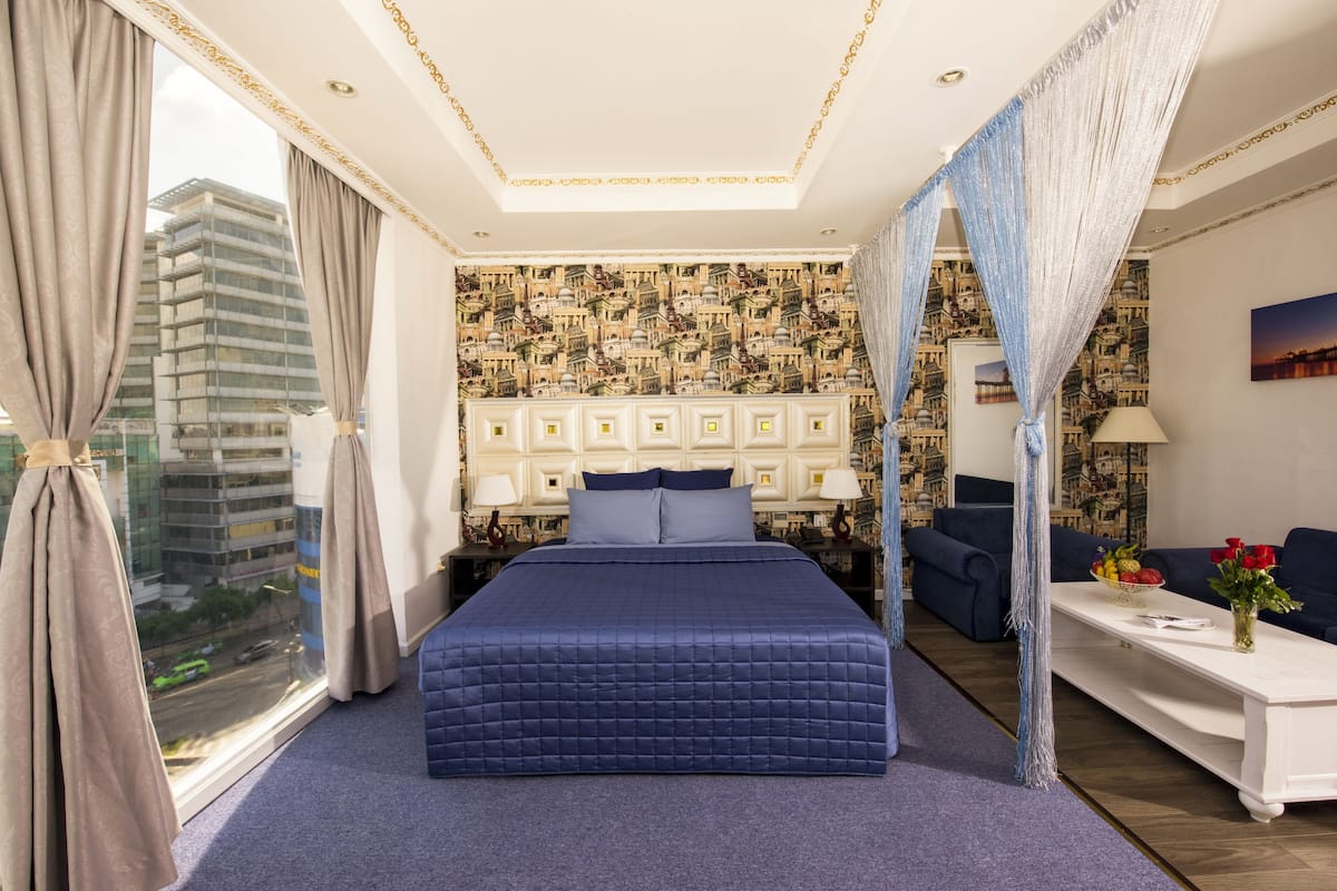 Luxury Double Room, City View