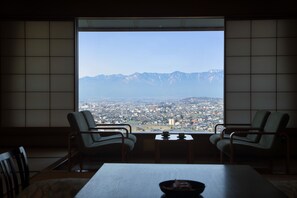 View from property - Shinshu Matsumoto Utsukushigahara Onsen Shoho (Matsumoto)