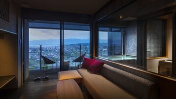 In-room safe, iron/ironing board, free WiFi, bed sheets