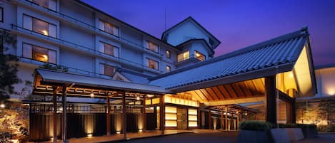 Front of property - evening/night