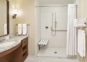 Combined shower/bathtub, designer toiletries, hair dryer, towels - Homewood Suites by Hilton Atlanta Midtown, GA (Atlanta)