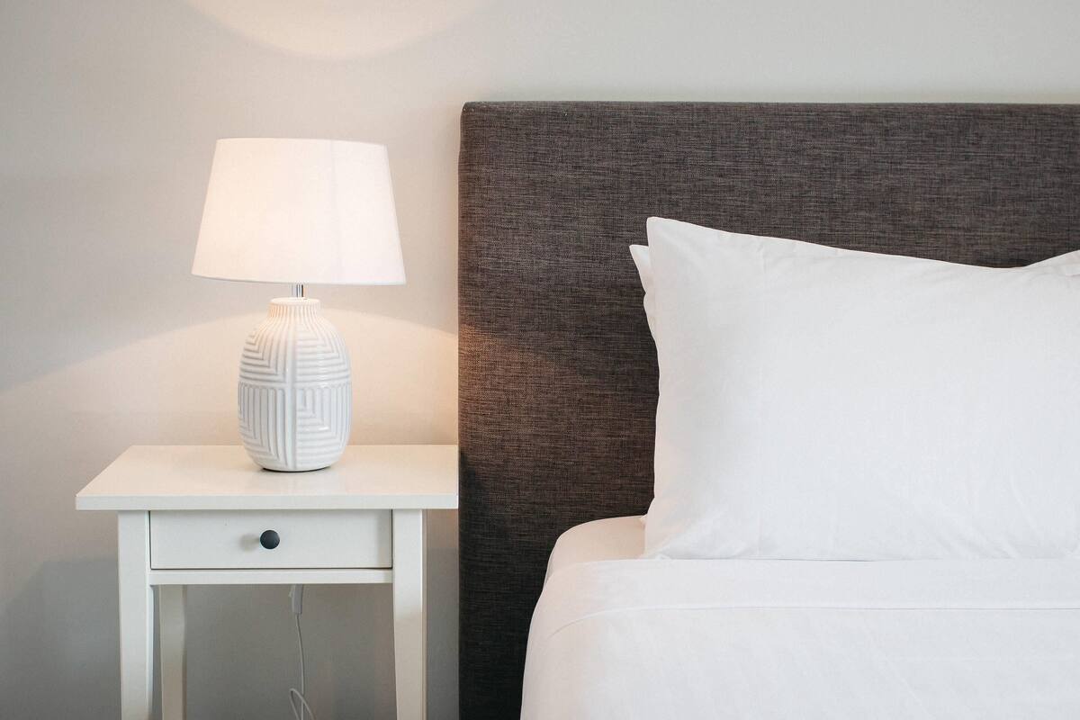 King Spa Studio  | Desk, iron/ironing board, cribs (surcharge), rollaway beds (surcharge)