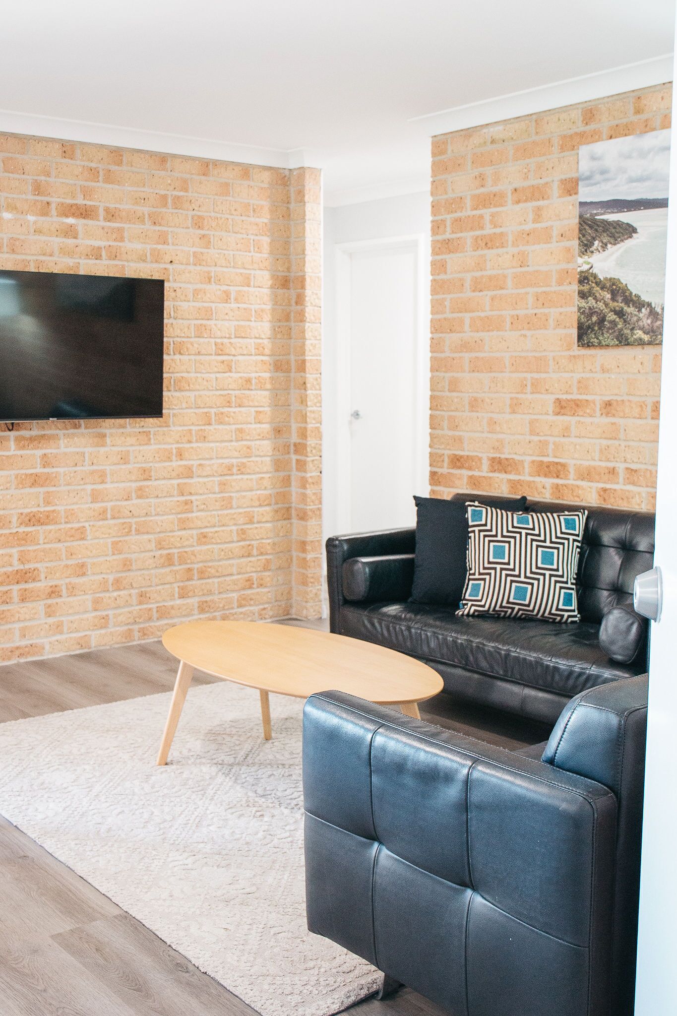 3 bedroom fully equipped spa apartment  | desk, iron/ironing board, cots/infant beds, rollaway beds