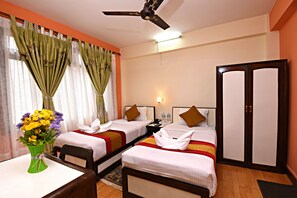 Standard Double or Twin Room | In-room safe, desk, soundproofing, free WiFi