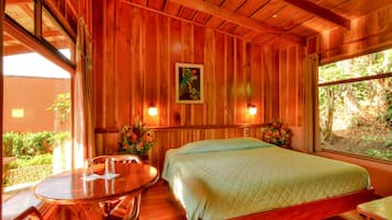 Standard Superior  | 羽絨被、客房內保險箱、遮光布/窗簾、免費無線上網