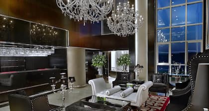 Sun City Hotel - The Gabriel