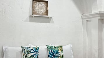 Classic Double Room, 1 Queen Bed | Premium bedding, individually decorated, individually furnished, desk