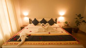 Egyptian cotton sheets, premium bedding, memory-foam beds, soundproofing