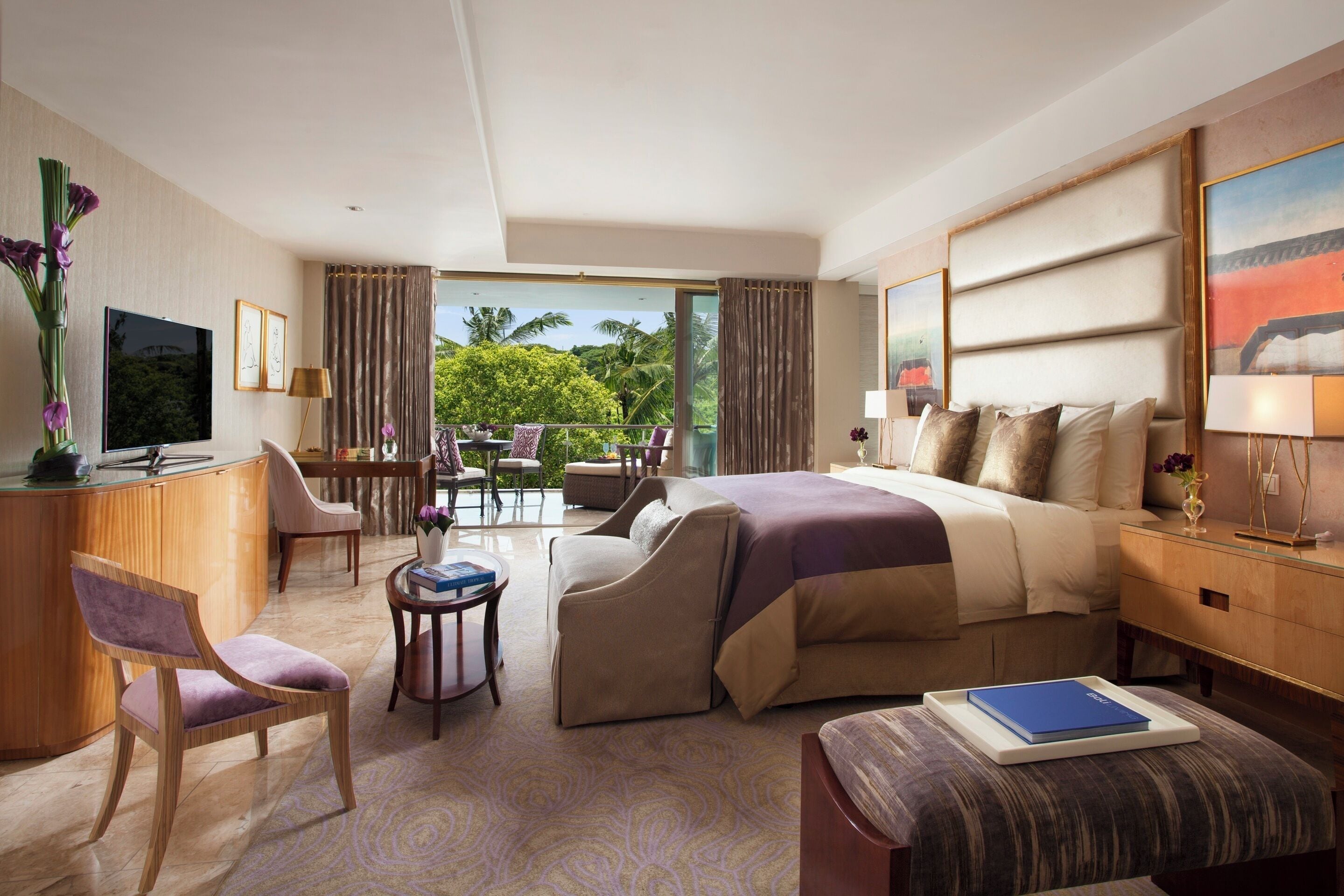 Suite junior, vista al jardín (Baron Garden Suite) | Ropa de cama de alta calidad y minibar 