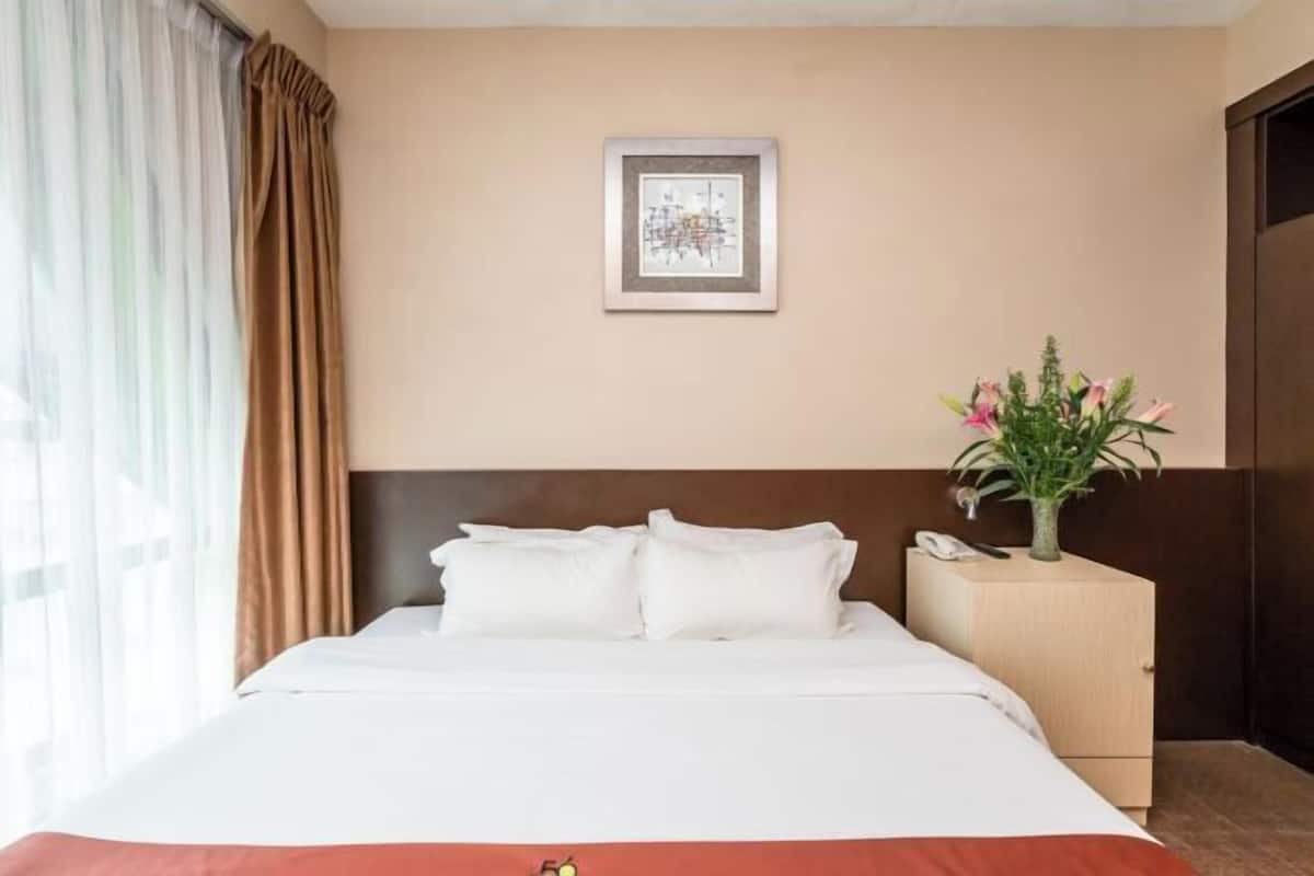 Cubrecamas, colchones Select Comfort y sistema de insonorización
