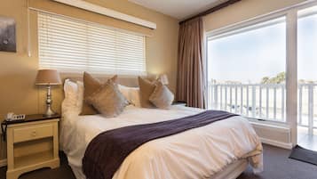 1 chambre, coffres-forts dans les chambres, bureau, Wi-Fi gratuit