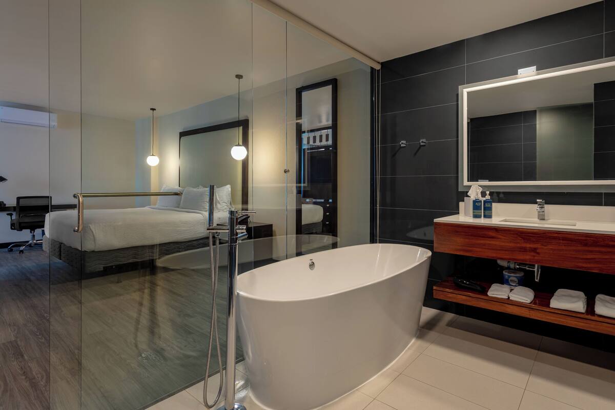 Suite, 1 King Bed | Bathroom