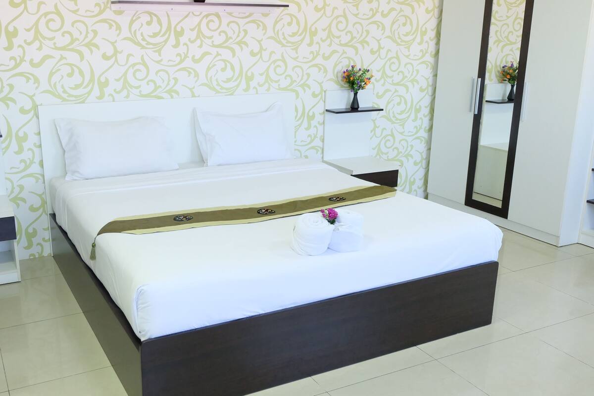 Standard Double / Twin Room | Minibar, ekstrasenger (mot et tillegg) og wi-fi (inkludert)