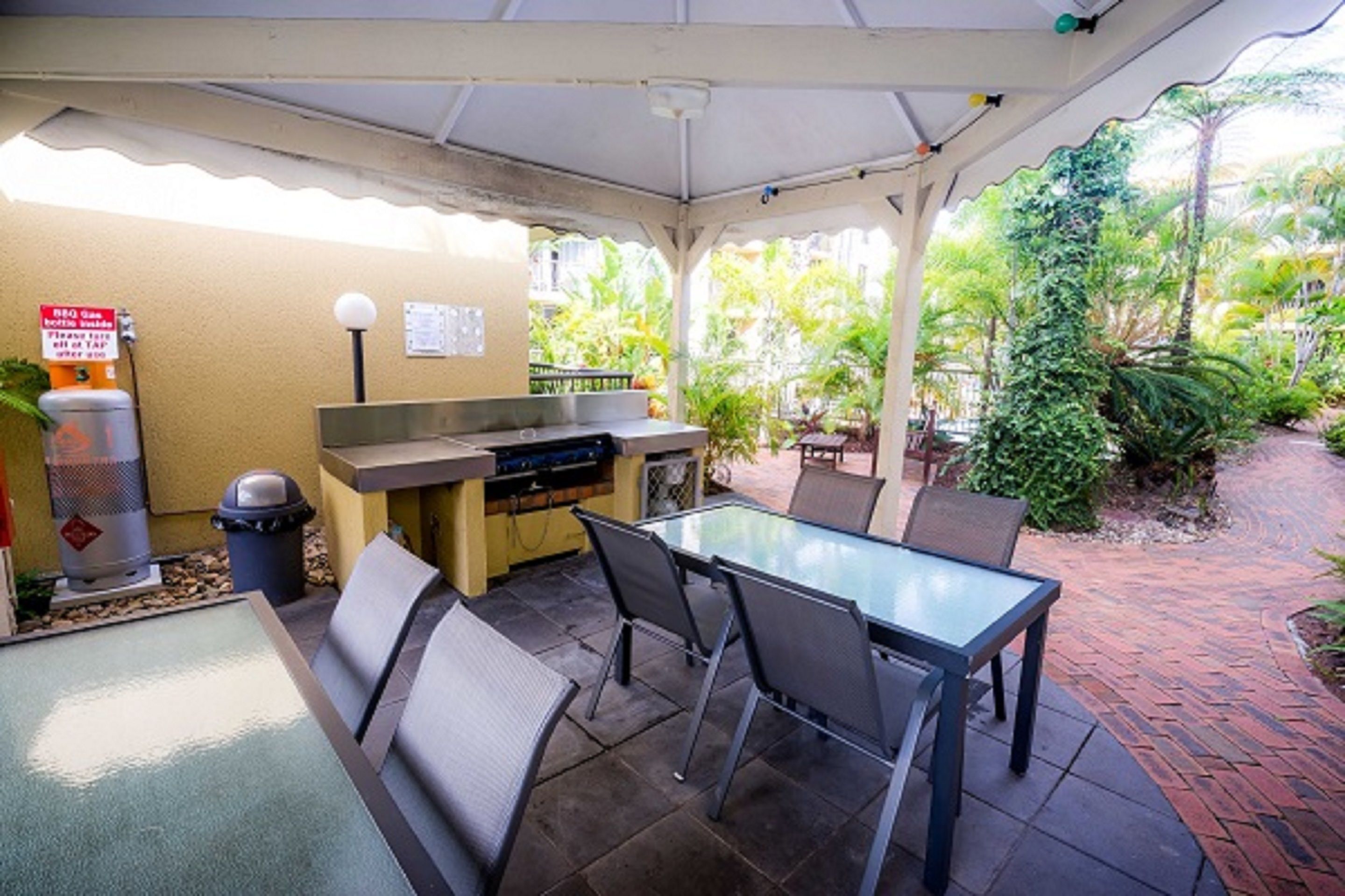 Aussie Resort — image 24