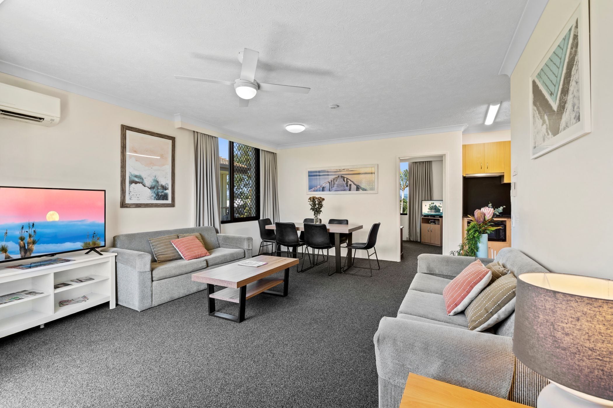 Leilighet – deluxe | 1 soverom, individuelt innredet, blendingsgardiner og strykejern/-brett