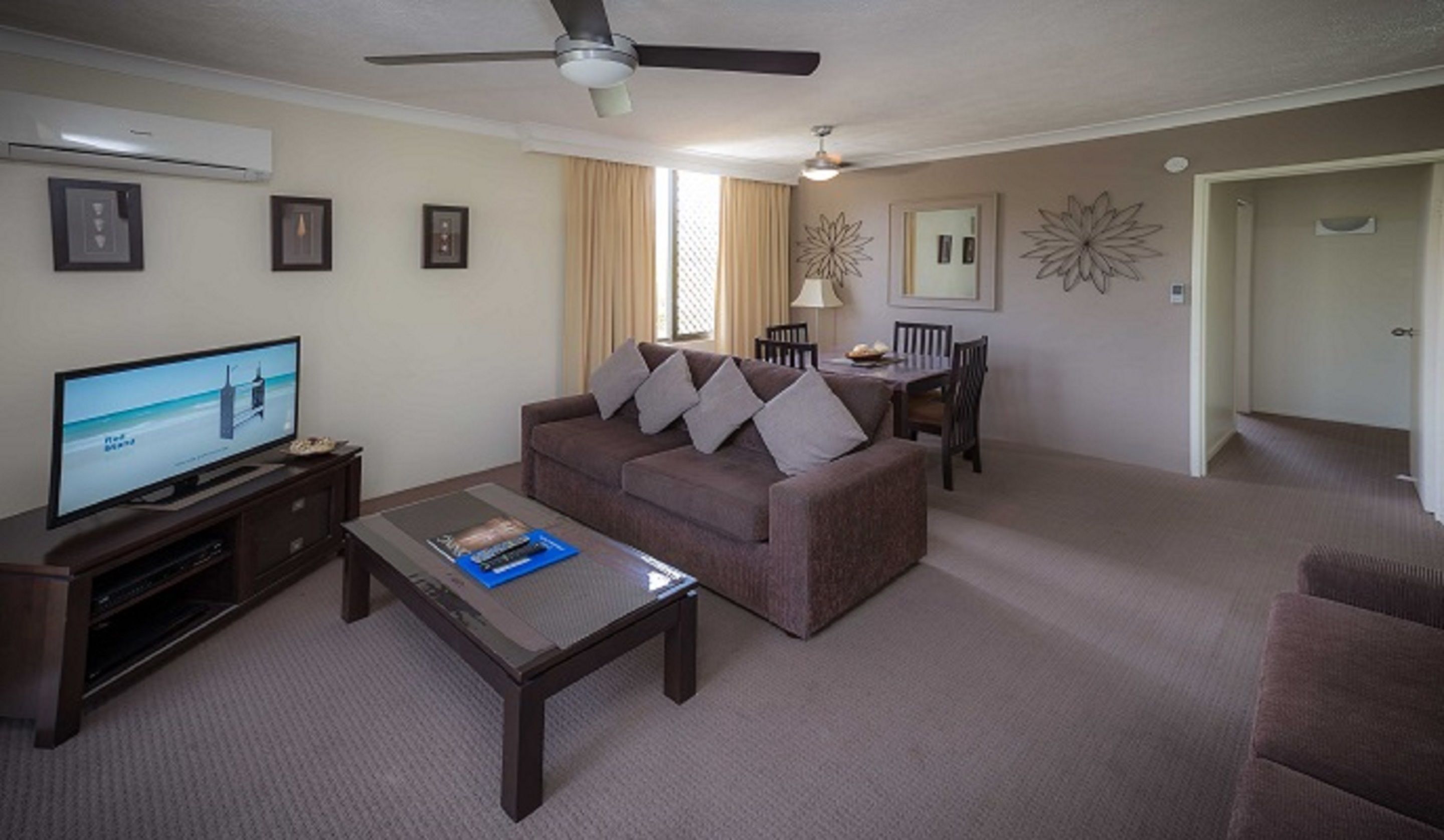 Aussie Resort — image 12