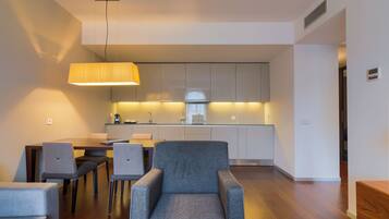 Suíte executiva, 1 cama King | Vista do quarto