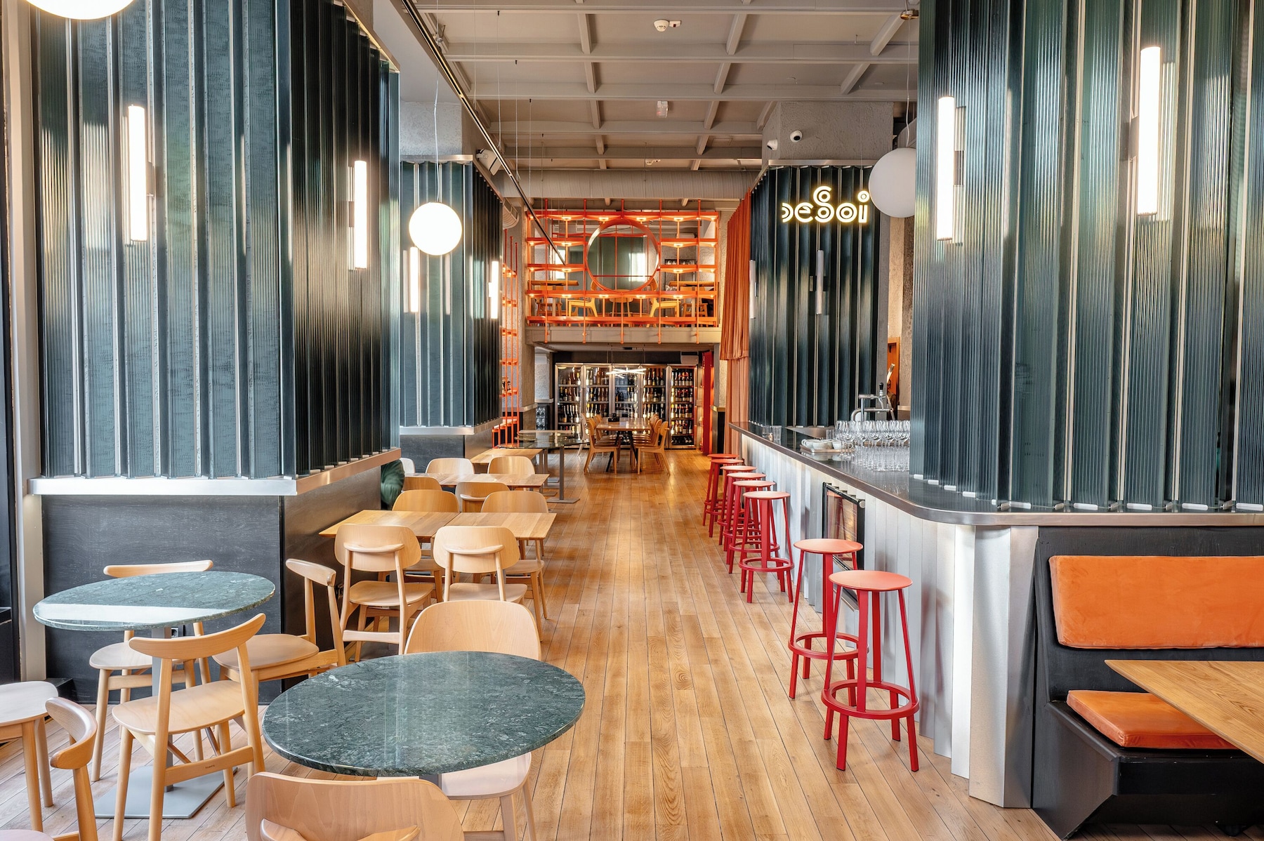 2 Restaurants, internationale Küche