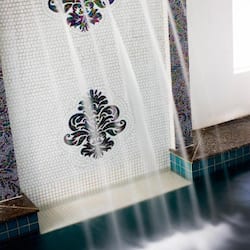 Separate tub and shower, jetted tub, free toiletries, hair dryer