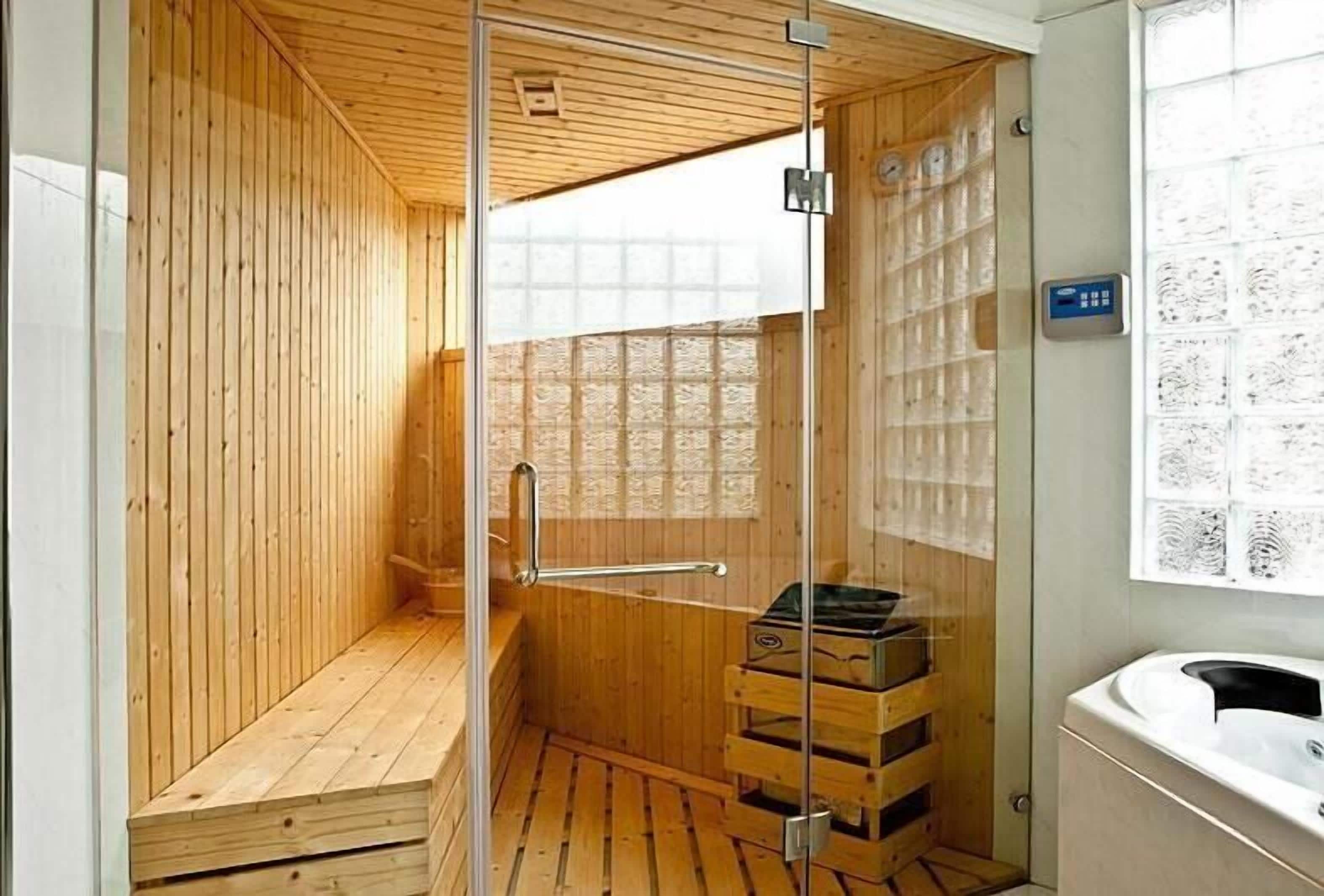 Sauna, hot tub, body treatments, aromatherapy, body scrubs, facials