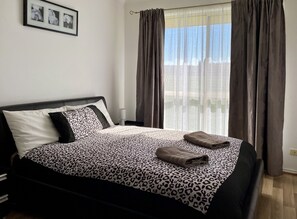 Family Cottage, 3 Bedrooms, Kitchen | Blackout drapes, iron/ironing board, free WiFi, bed sheets