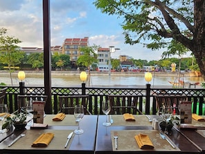 Frühstück, Mittagessen, Abendessen, vietnamesische Küche