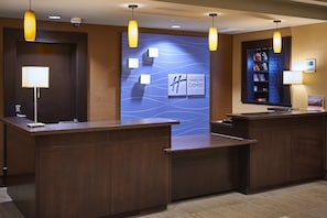 Exterior - Holiday Inn Express & Suites Timmins by IHG (Timmins)