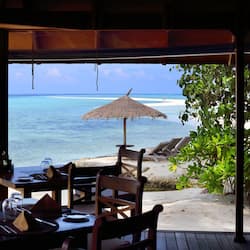 2 restaurants, breakfast, lunch, dinner served; international cuisine