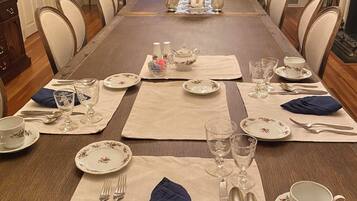 Déjeuner complet gratuit