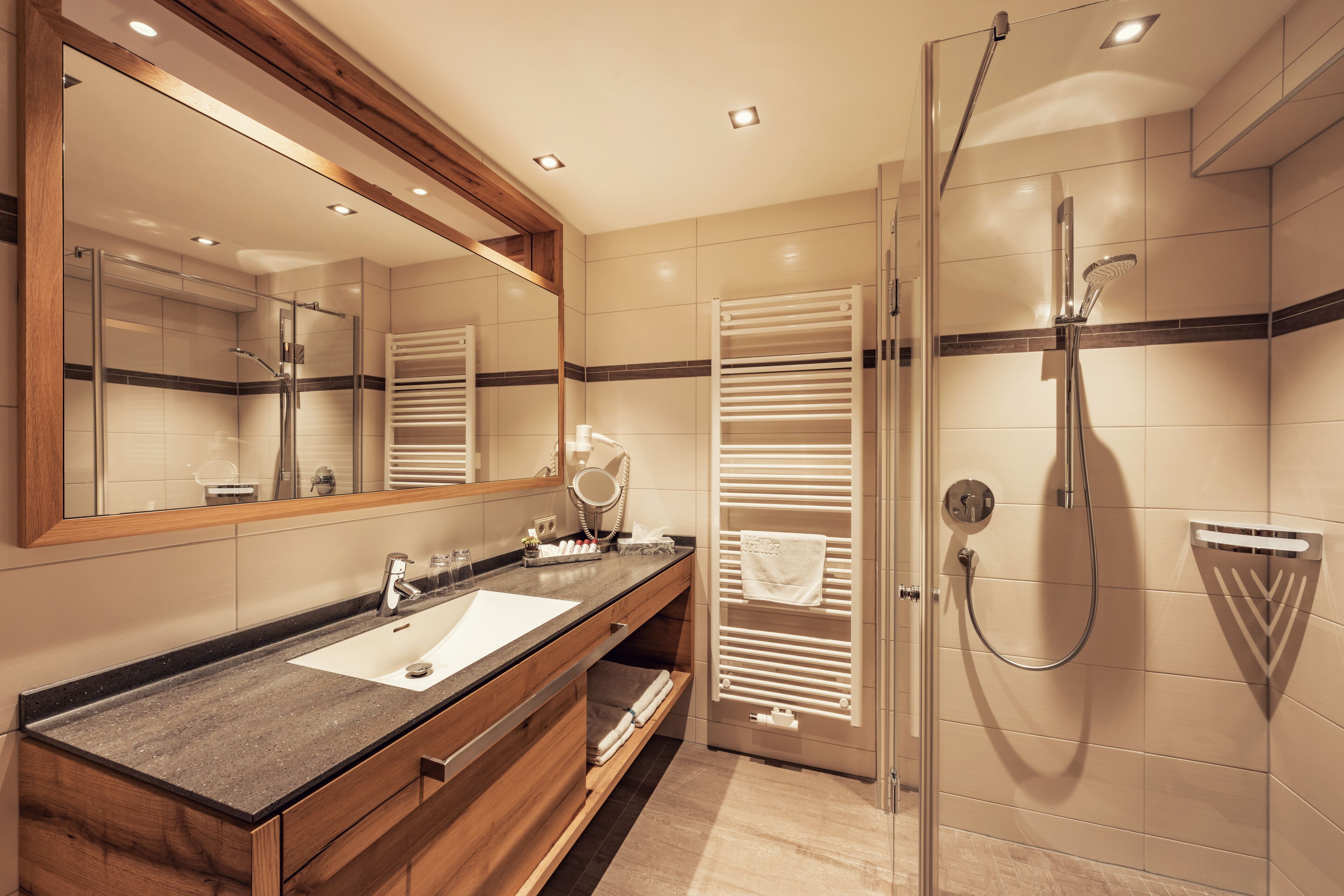 comfort double room, balcony | bathroom | shower, free toiletries, hair dryer, slippers