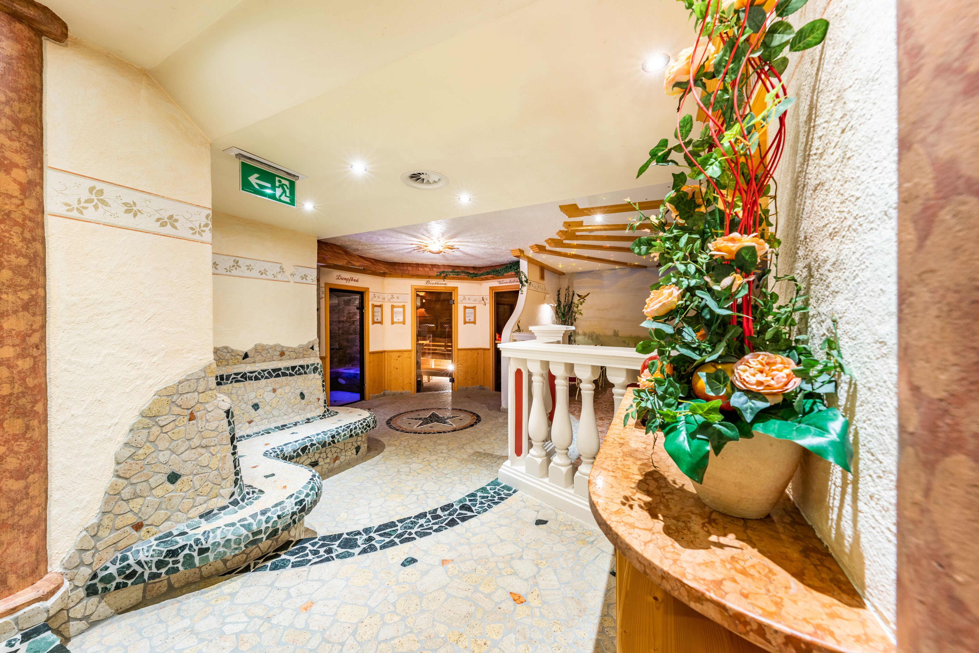 sauna, hot tub, steam room