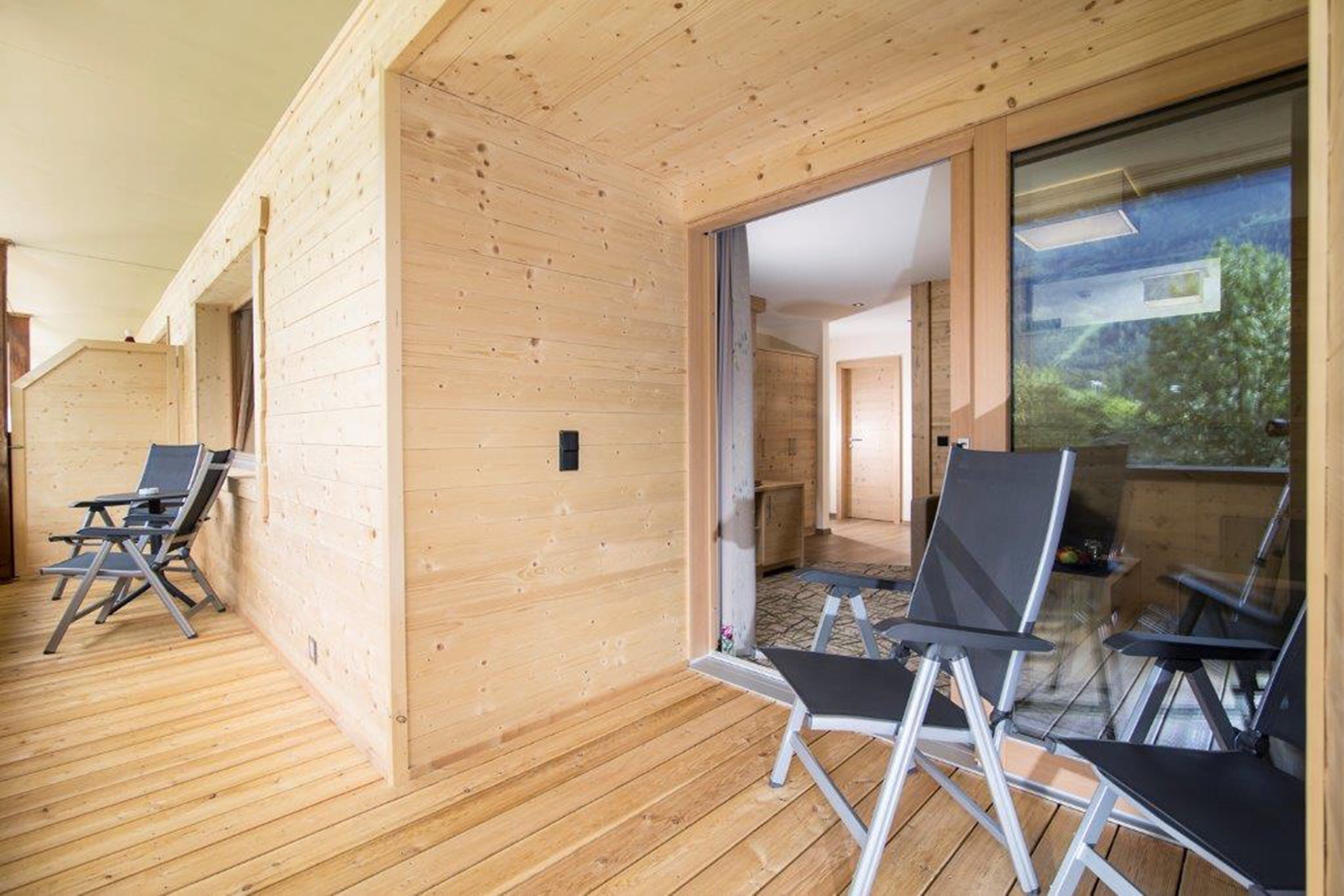 Suite, 2 Bedrooms, Balcony, Mountain View | Balcony