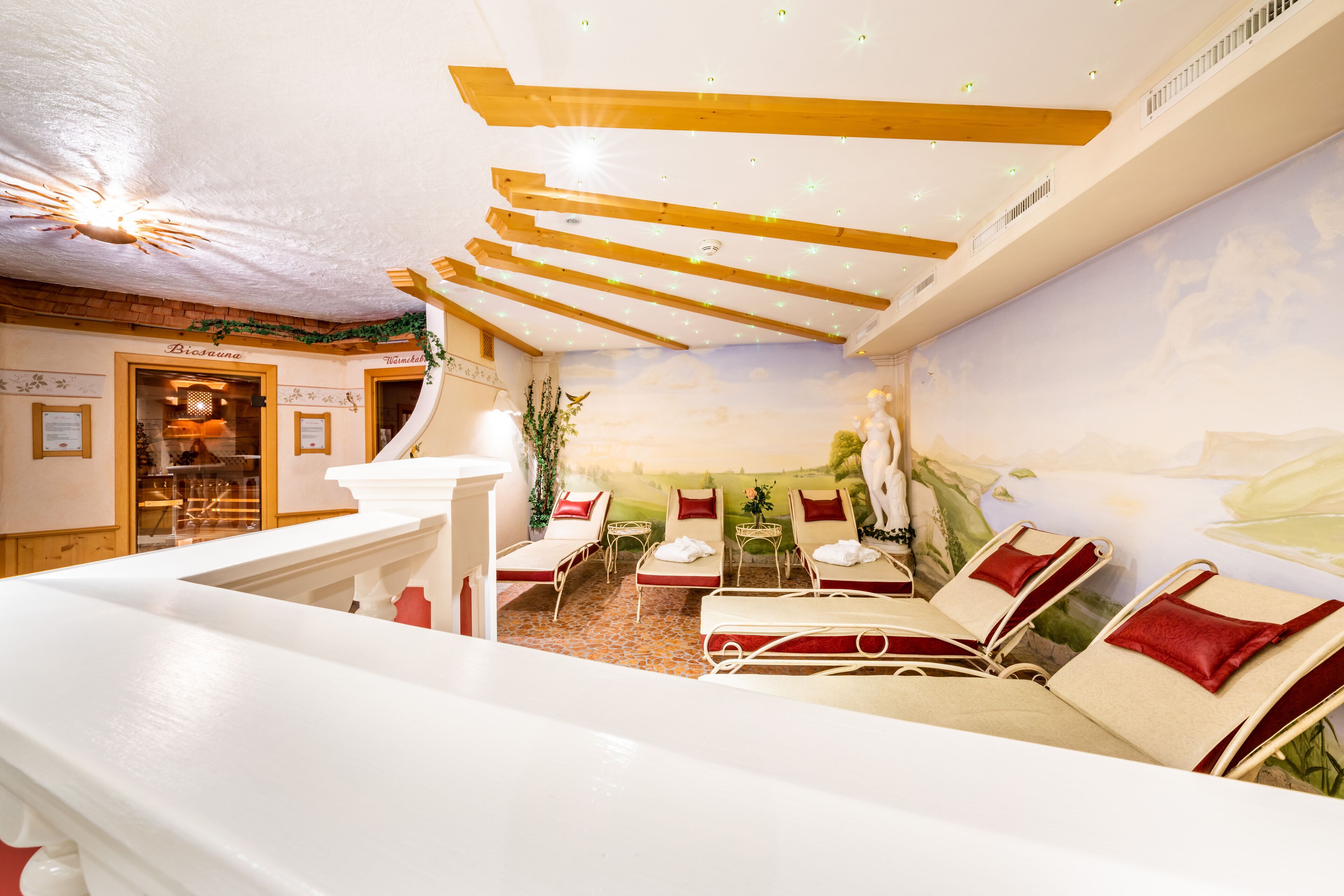 sauna, hot tub, steam room