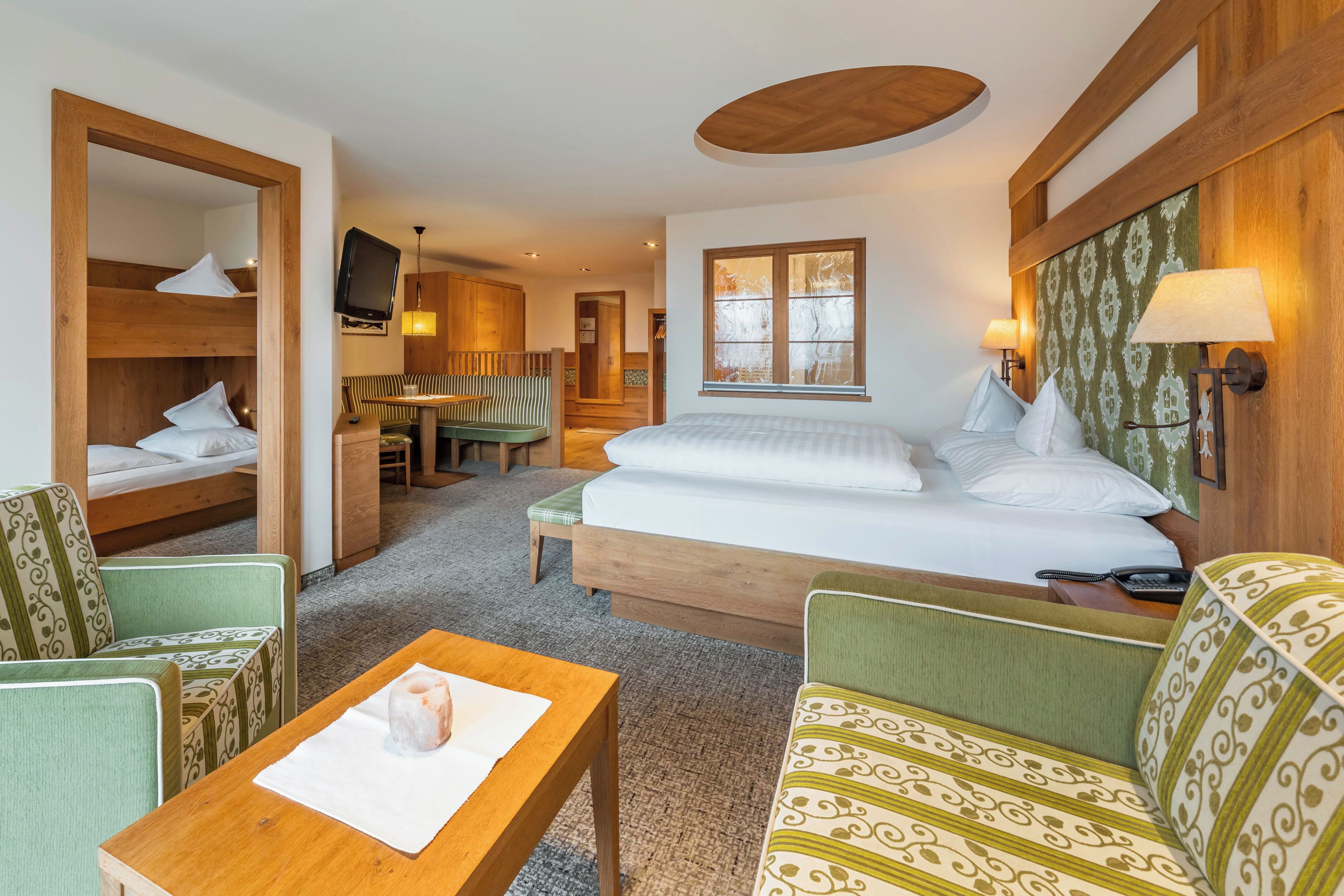 Family Room, Balcony, Mountain View | In-room safe, blackout drapes, WiFi (free), bed sheets