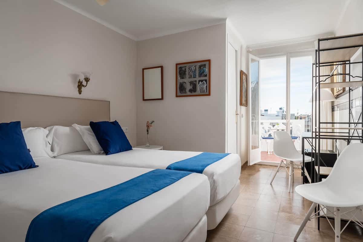 Double or Twin Room, Terrace | Minibar, in-room safe, free WiFi, bed sheets