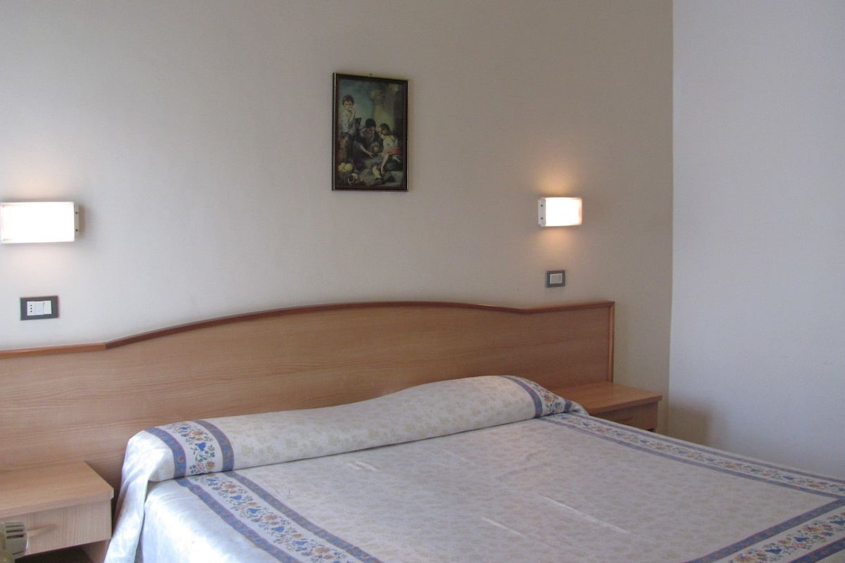 Double or Twin Room, Garden View