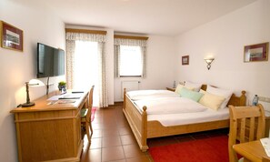 1 bedroom, premium bedding, individually decorated