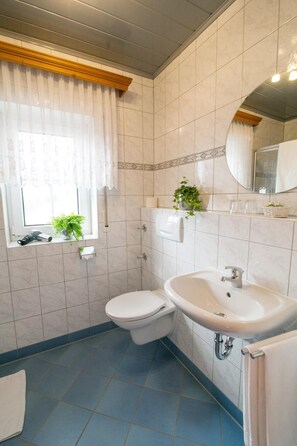 Hair dryer, towels