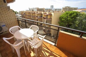 Standard Apartment, 2 Bedrooms | Terrace/patio