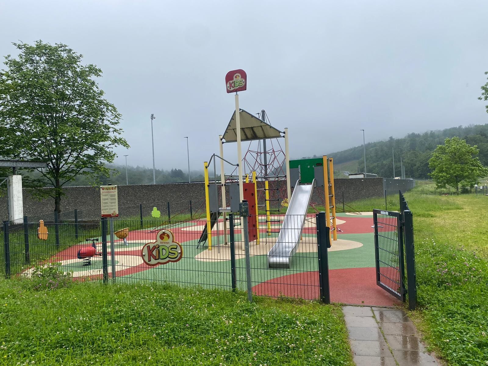 children’s play area – outdoor
