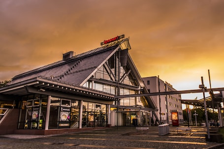 Front of property. Serways Hotel Spessart Sud