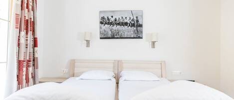 Apartamento luxo, 2 quartos, sacada, vista para a montanha (Top 6) | Cofres nos quartos, cortinas blackout, quartos à prova de som