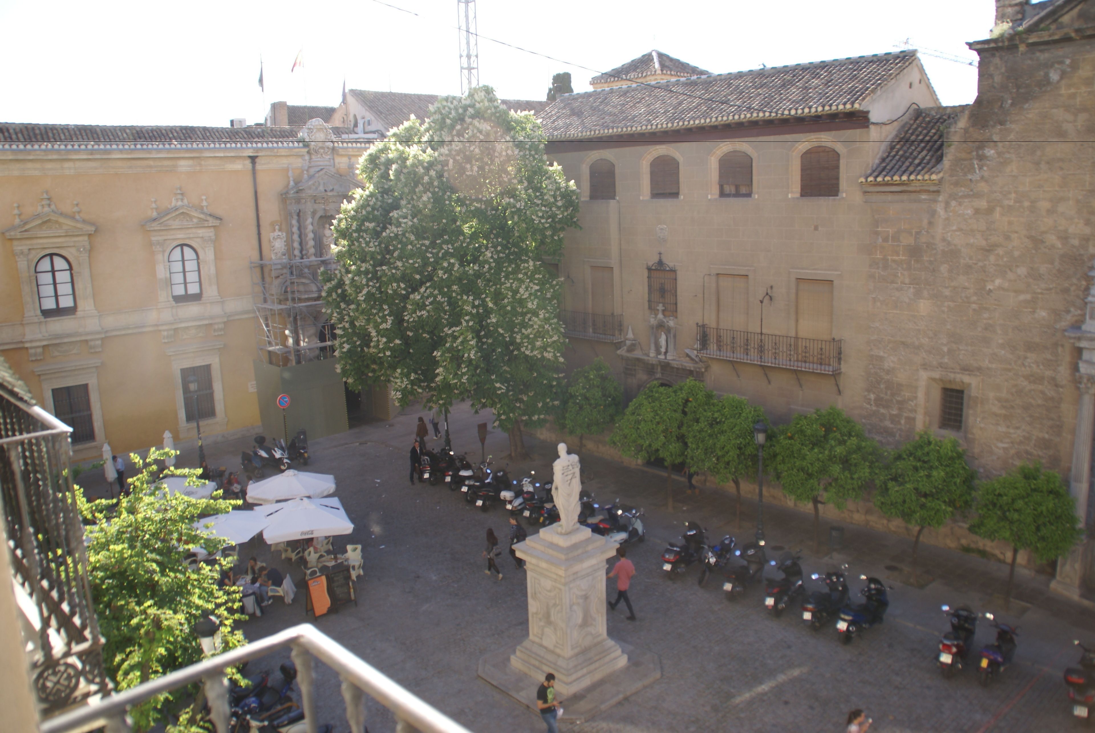 Photo - La Perla Granada Suites