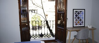 La Perla Granada Suites