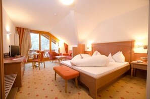 Caja de seguridad en la habitación, escritorio y cunas 