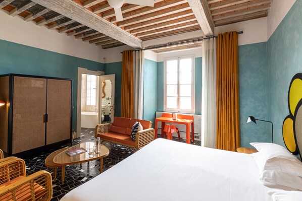 Rideaux occultants, chambres insonorisées, Wi-Fi gratuit