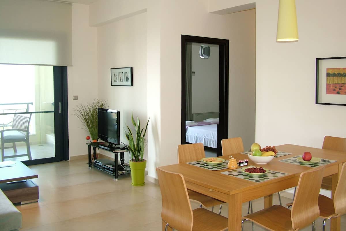 Appartement | Salle de séjour | Télévision LCD, cheminée, lecteur de DVD
