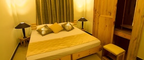 Standard Room, City View | Memory-foam beds, minibar, in-room safe, individually decorated
